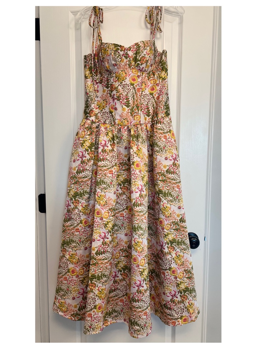Floral Jacquard Pleated Midi Dress With Pockets 💚